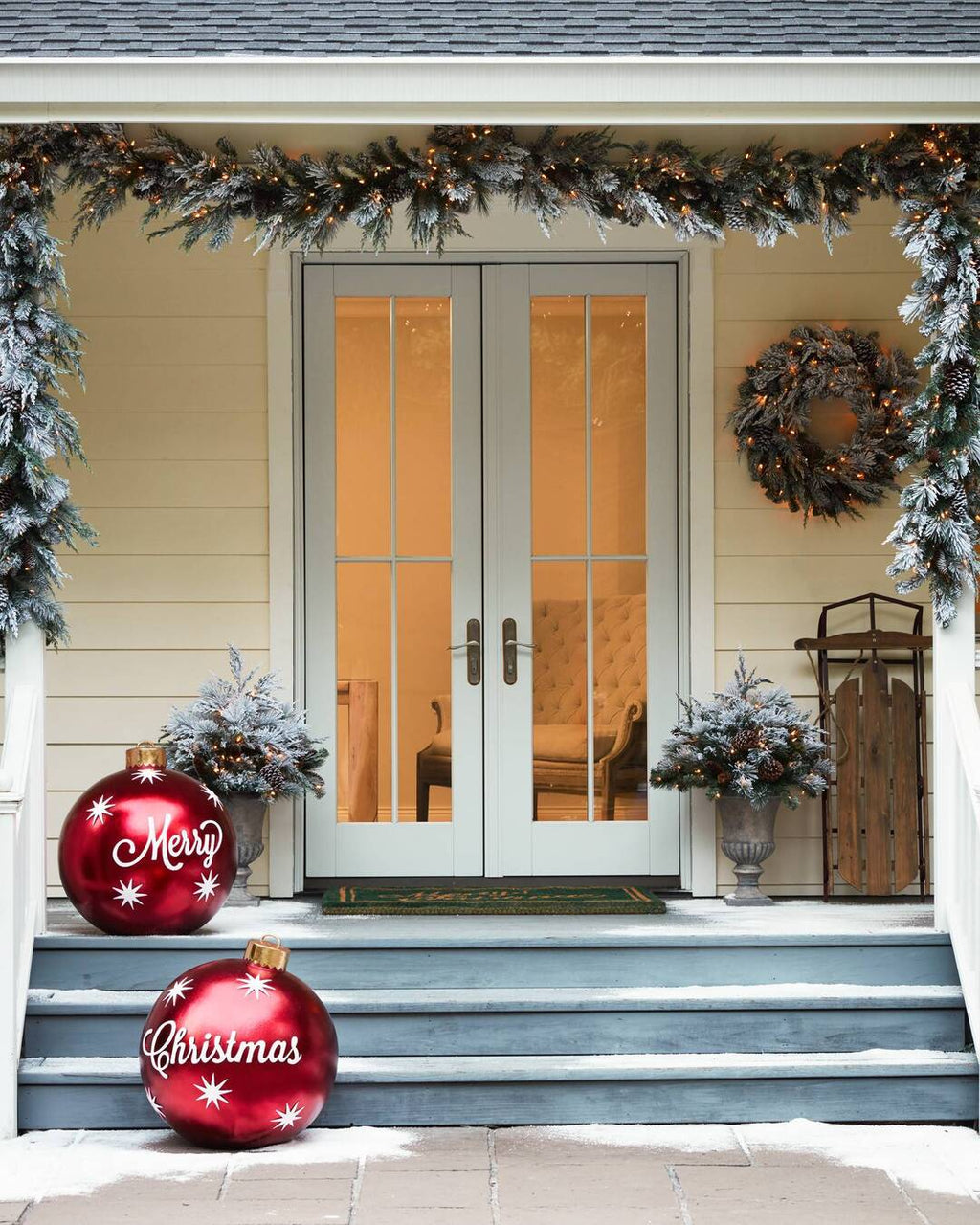 Giant Inflatable Christmas Ball Outdoor Decoration