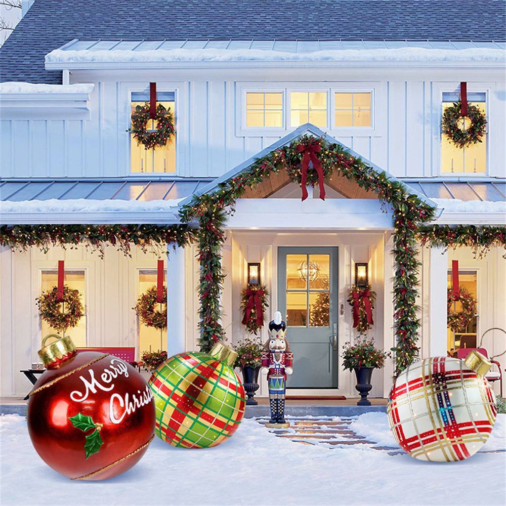 Giant Inflatable Christmas Ball Outdoor Decoration