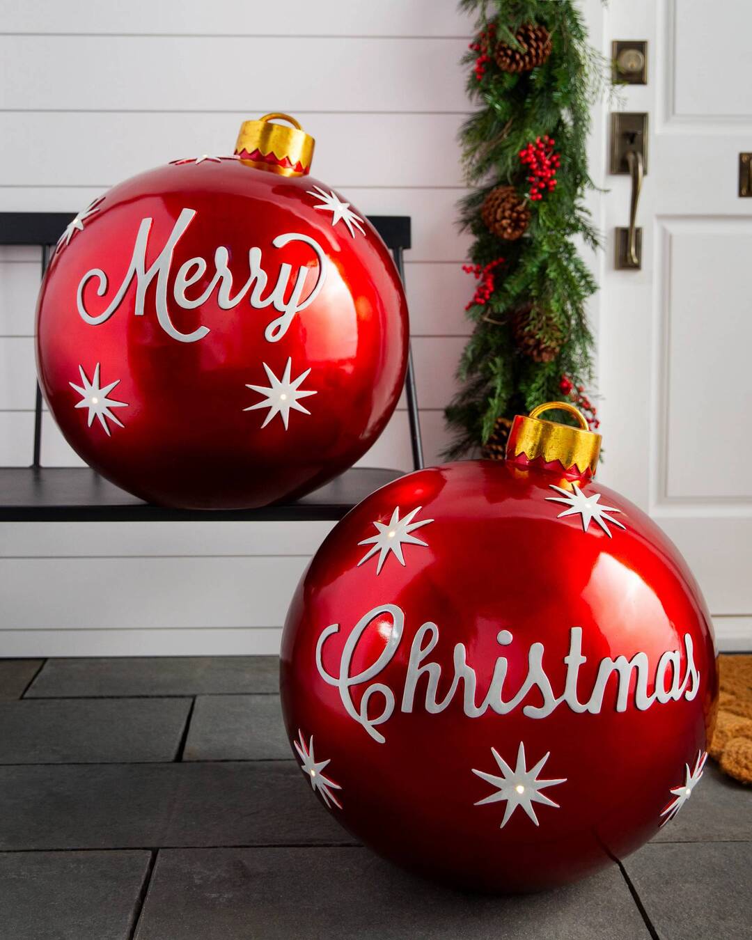 Giant Inflatable Christmas Ball Outdoor Decoration